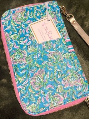 Lilly Pulitzer Floral Wristlet Travel Wallet
